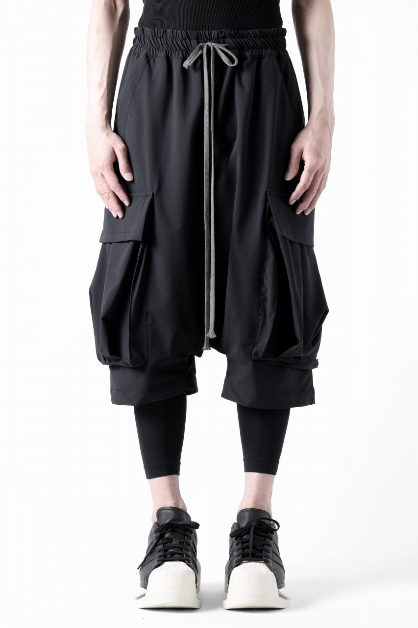 画像をギャラリービューアに読み込む, A.F ARTEFACT SARROUEL CARGO SHORTS / TECH-SMOOTH (BLACK)