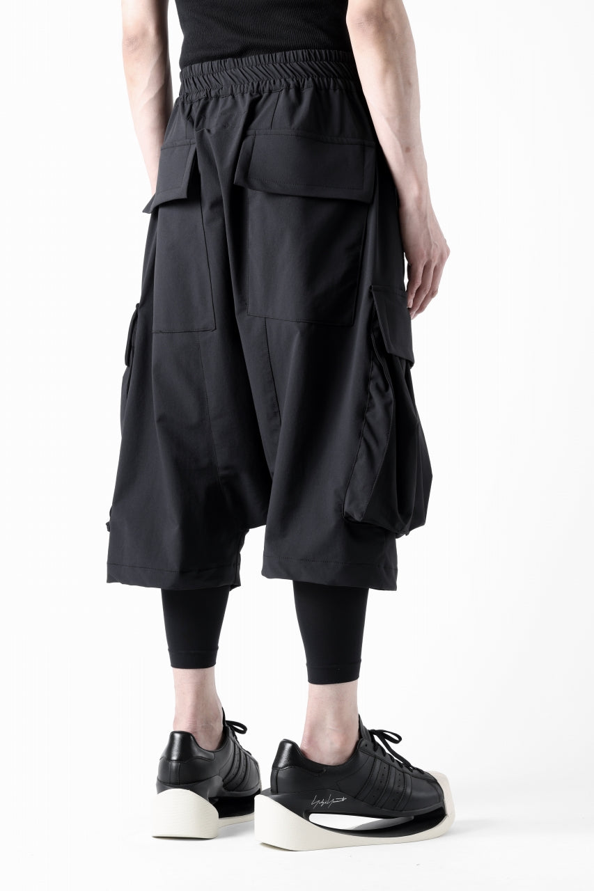画像をギャラリービューアに読み込む, A.F ARTEFACT SARROUEL CARGO SHORTS / TECH-SMOOTH (BLACK)