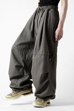 画像をギャラリービューアに読み込む, A.F ARTEFACT STRING-SQUEEZING WIDE PANTS / COTTON LINEN TWILL (KHAKI)