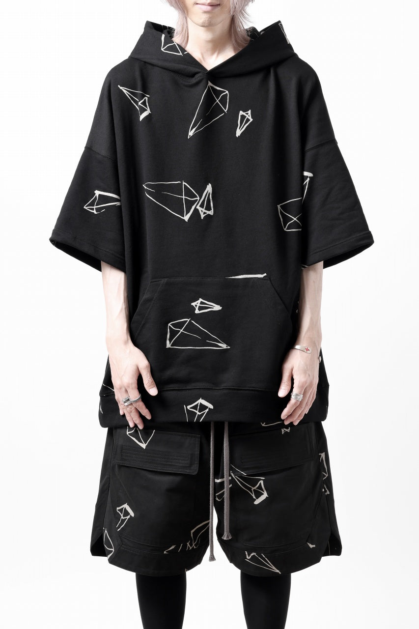 画像をギャラリービューアに読み込む, A.F ARTEFACT PYRA PATTERN PRINT SWEAT HOODIE SHORT SLEEVE (BLACK)