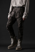 画像をギャラリービューアに読み込む, masnada SLIM GUSSET PANTS / STRETCH MICRO RIP COTTON (CAMO DUST)