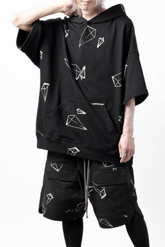 画像をギャラリービューアに読み込む, A.F ARTEFACT PYRA PATTERN PRINT SWEAT HOODIE SHORT SLEEVE (BLACK)