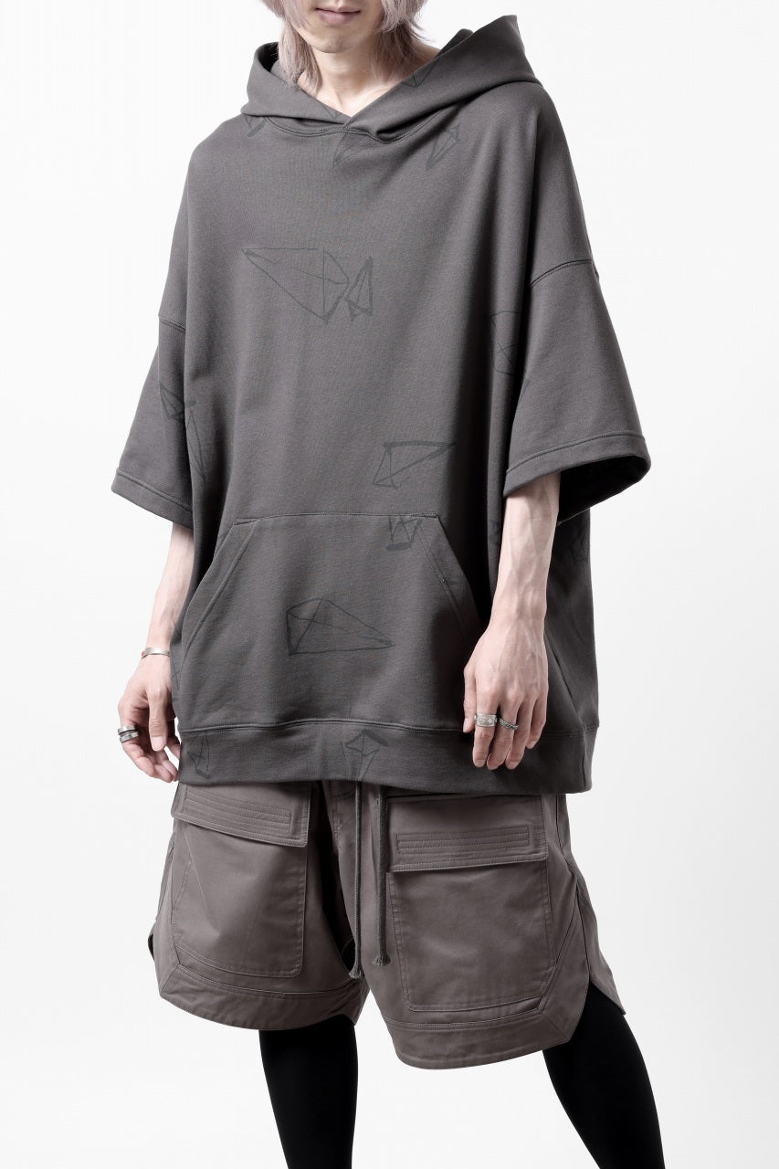 画像をギャラリービューアに読み込む, A.F ARTEFACT PYRA PATTERN PRINT SWEAT HOODIE SHORT SLEEVE (GREY)