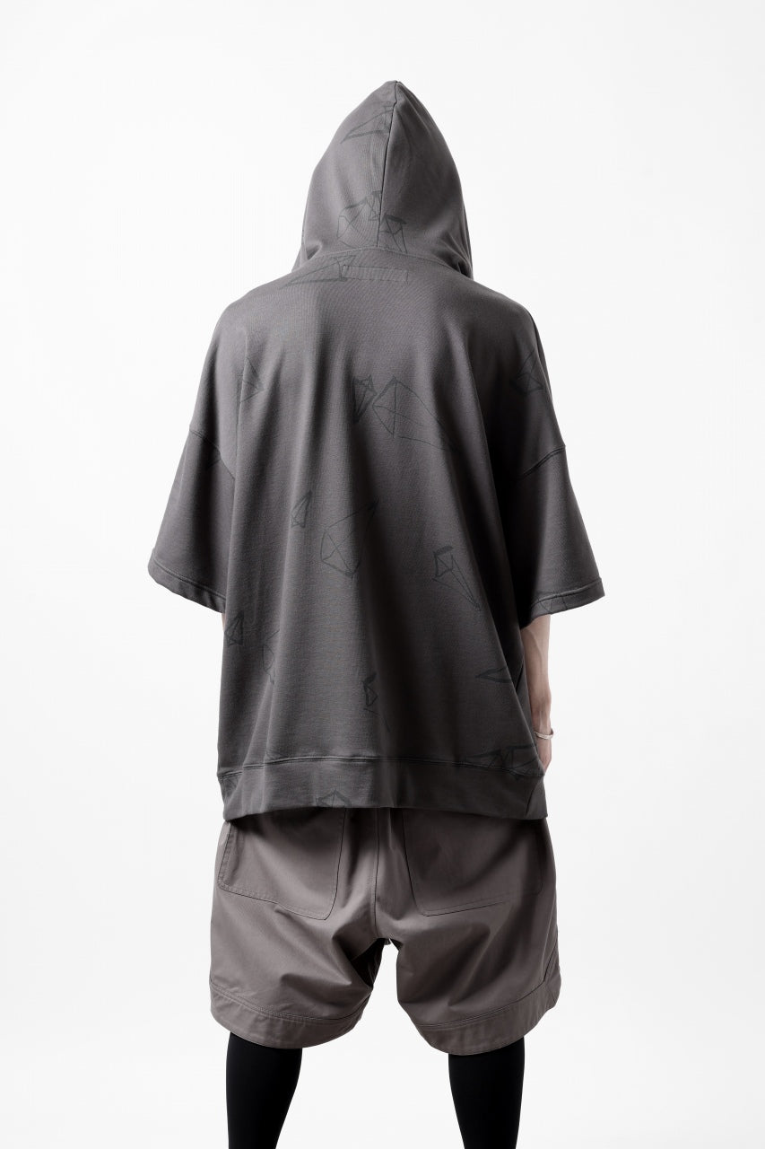 画像をギャラリービューアに読み込む, A.F ARTEFACT PYRA PATTERN PRINT SWEAT HOODIE SHORT SLEEVE (GREY)