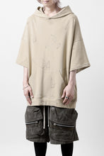 画像をギャラリービューアに読み込む, A.F ARTEFACT PYRA PATTERN PRINT SWEAT HOODIE SHORT SLEEVE (BEIGE)