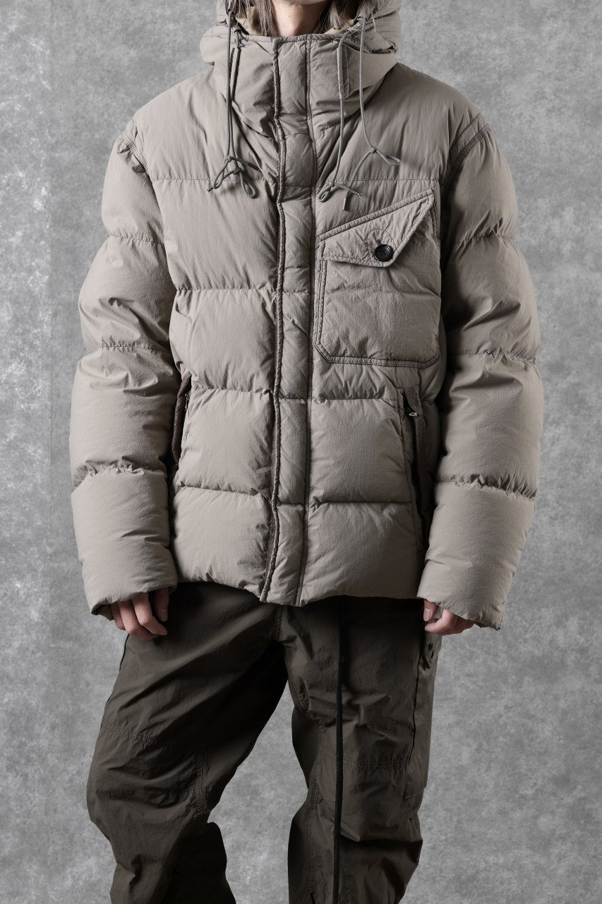 画像をギャラリービューアに読み込む, Ten c SURVIVAL DOWN JACKET / GARMENT DYED (ASH GRAY)