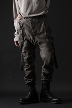 画像をギャラリービューアに読み込む, masnada BAGGY GUSSET POCKET PANTS / STRETCH RELIEF STRIPE COTTON (DUST)