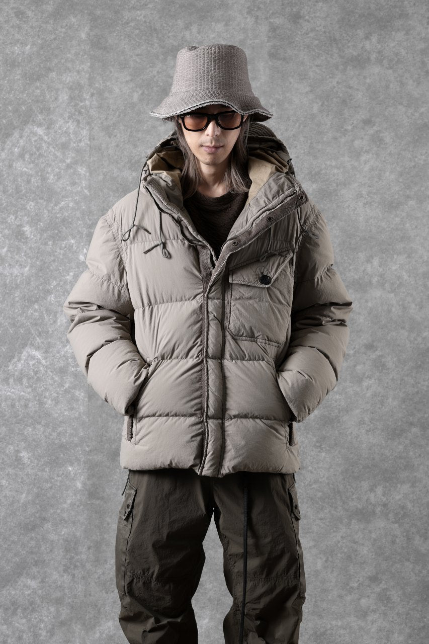 画像をギャラリービューアに読み込む, Ten c SURVIVAL DOWN JACKET / GARMENT DYED (ASH GRAY)
