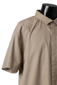 画像をギャラリービューアに読み込む, entire studios ZIP POCKET SHORT SLEEVE SHIRT (CAMEL)