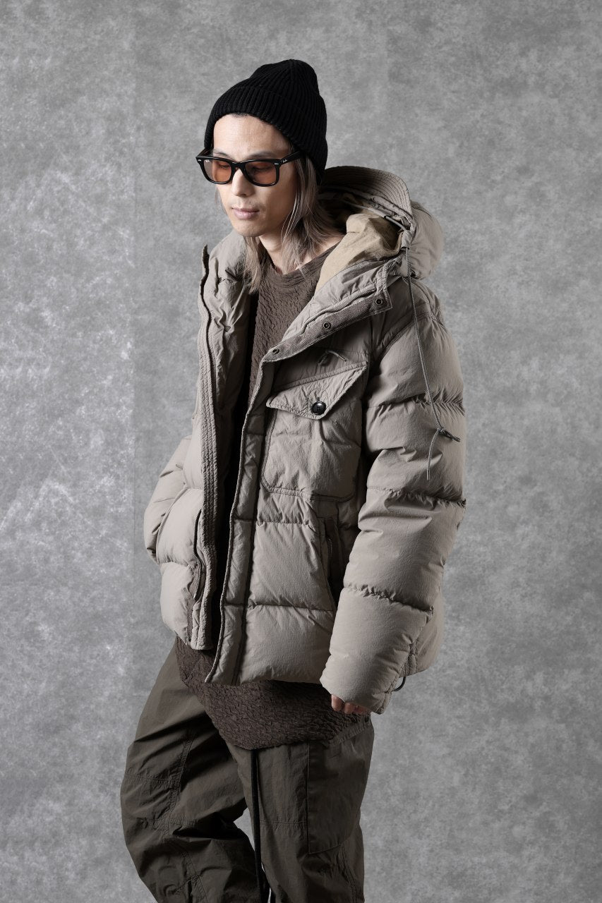 画像をギャラリービューアに読み込む, Ten c SURVIVAL DOWN JACKET / GARMENT DYED (ASH GRAY)