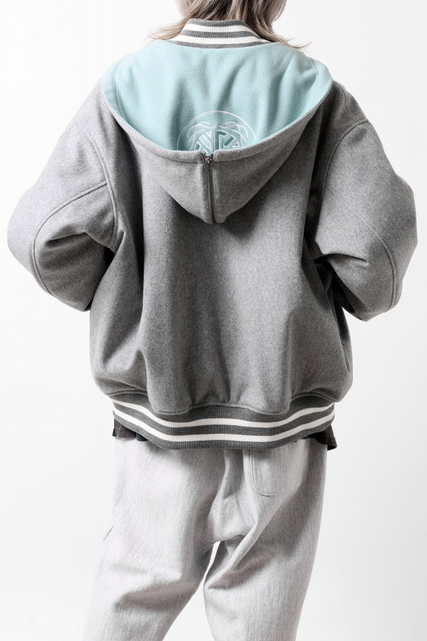 画像をギャラリービューアに読み込む, FACETASM HOODED STADIUM JACKET (GRAY)