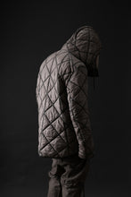 画像をギャラリービューアに読み込む, masnada QUILTED HOOD JACKET / OVER STUFFED PAPER NYLON (DUST)