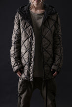 画像をギャラリービューアに読み込む, masnada QUILTED HOOD JACKET / OVER STUFFED PAPER NYLON (DUST)