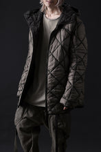 画像をギャラリービューアに読み込む, masnada QUILTED HOOD JACKET / OVER STUFFED PAPER NYLON (DUST)