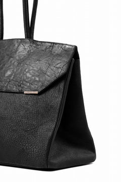 Load image into Gallery viewer, ierib exclusive Bark Bag Prot 40 / Wild Boar + Waxed Horse Butt Leather (BLACK)