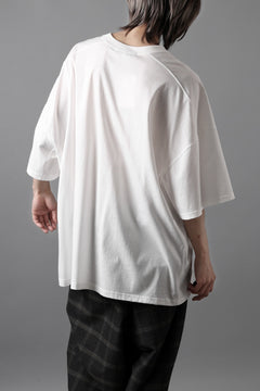 画像をギャラリービューアに読み込む, KATHARINE HAMNETT OVER SIZED FRONT LOGO TEE (WHITE)