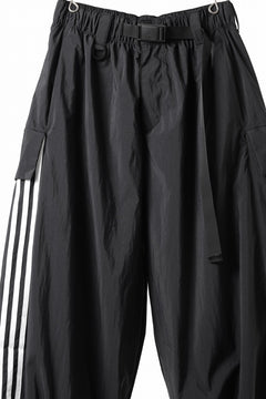 画像をギャラリービューアに読み込む, Y-3 Yohji Yamamoto THREE STRIPES NYLON PANTS (BLACK)