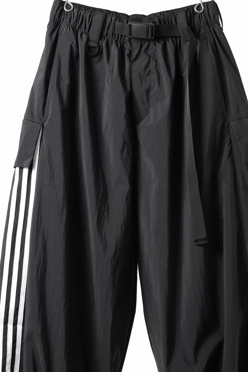 画像をギャラリービューアに読み込む, Y-3 Yohji Yamamoto THREE STRIPES NYLON PANTS (BLACK)