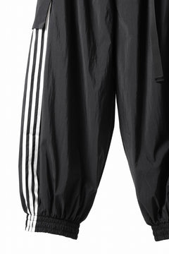 画像をギャラリービューアに読み込む, Y-3 Yohji Yamamoto THREE STRIPES NYLON PANTS (BLACK)