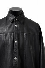 画像をギャラリービューアに読み込む, A.F ARTEFACT SNAPPED COCOON SHIRT-JACKET / SOFT GOAT LEATHER (BLACK)