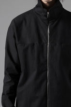 画像をギャラリービューアに読み込む, m.a+ zipped tall collar shirt jacket / H252DZ/CCE (BLACK)