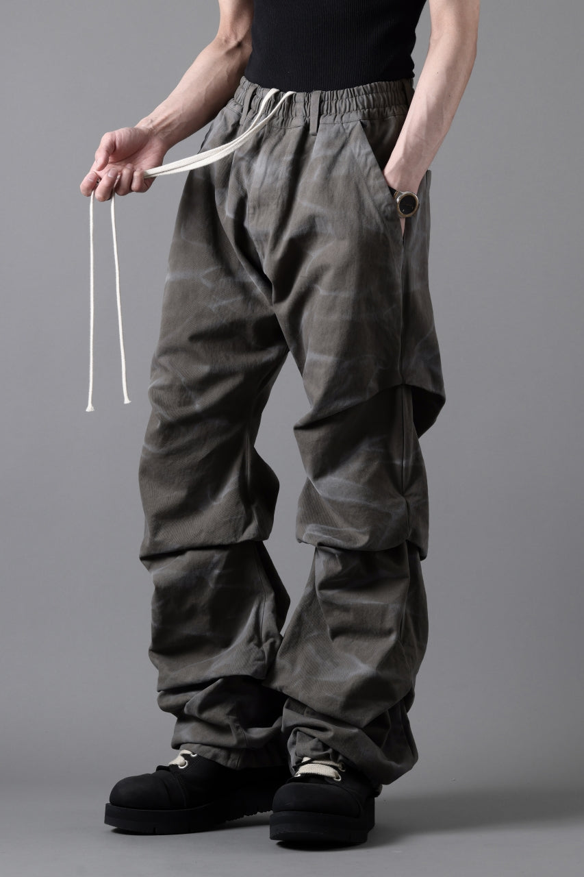 画像をギャラリービューアに読み込む, A.F ARTEFACT TUCK VOLUME BAGGY PANTS / VINTAGE DYED (KHAKI)