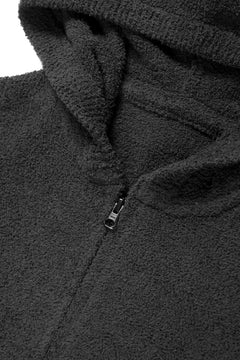 Load image into Gallery viewer, MASTERMIND WORLD LOUNGE FULL-ZIP HOODIE / SOFTLY BOA FLEECE (BLACK x CHARCOAL)