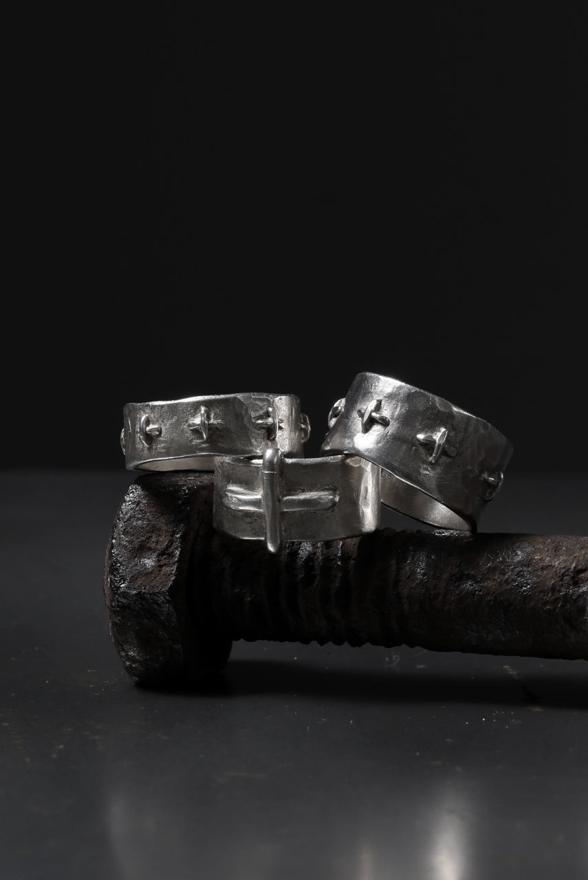 m.a+ thick silver stitched multiple cross ring / AG538/AG (SILVER)