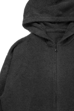 Load image into Gallery viewer, MASTERMIND WORLD LOUNGE FULL-ZIP HOODIE / SOFTLY BOA FLEECE (BLACK x WHITE)