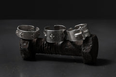 画像をギャラリービューアに読み込む, m.a+ silver stitched multiple cross ring / AG518/AG (SILVER)