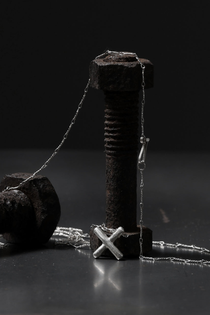 画像をギャラリービューアに読み込む, m.a+ cross pendant 60cm chain / AC60/C5/AG (SILVER)