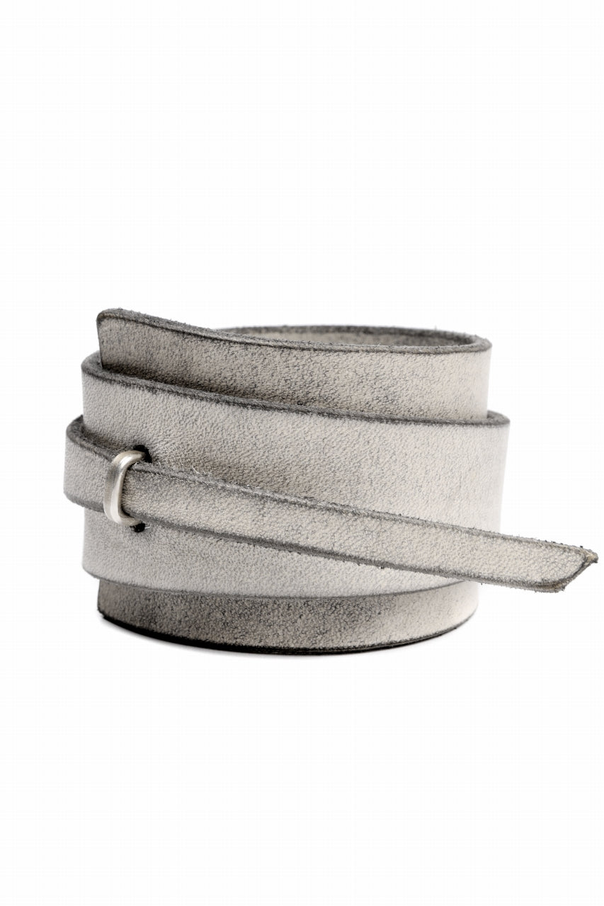 Load image into Gallery viewer, m.a+ croissant wrist band #2 / A-F0K3/GR3,0 (CARBON)