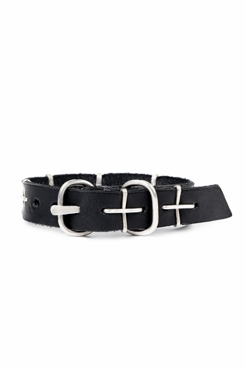 画像をギャラリービューアに読み込む, m.a+ thin silver cross studded wrist band / A-F2BL1/GR2,0 (BLACK)