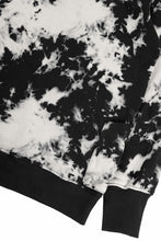 Load image into Gallery viewer, A.F ARTEFACT CARGO HOODED TOPS / MOTTLED DYING (BLACK x IVORY)