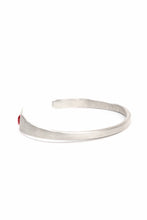 Load image into Gallery viewer, m.a+ stitched cross silver bangle / AB11/AG (SILVER)