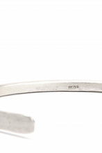 Load image into Gallery viewer, m.a+ stitched cross silver bangle / AB11/AG (SILVER)