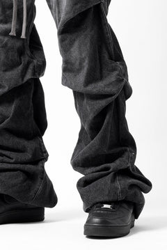 画像をギャラリービューアに読み込む, A.F ARTEFACT TUCK VOLUME BAGGY PANTS / FADED DENIM (DAMAGE BLACK)