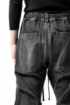 画像をギャラリービューアに読み込む, A.F ARTEFACT TUCK VOLUME BAGGY PANTS / FADED DENIM (DAMAGE BLACK)