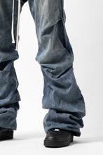 画像をギャラリービューアに読み込む, A.F ARTEFACT TUCK VOLUME BAGGY PANTS / FADED DENIM (INDIGO BLUE)