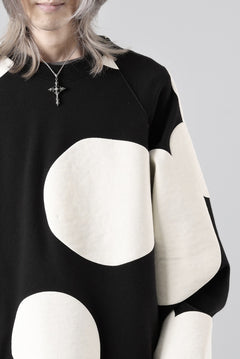 画像をギャラリービューアに読み込む, A.F ARTEFACT POLKA PATTERN SWEAT RAGLAN TOPS (BLACK)