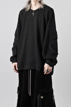 Load image into Gallery viewer, A.F ARTEFACT FLAP POCKET RAGLAN TOP / COPE KNIT JERSEY (BLACK)