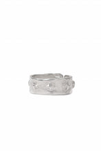画像をギャラリービューアに読み込む, m.a+ silver stitched multiple cross ring / AG518/AG (SILVER)