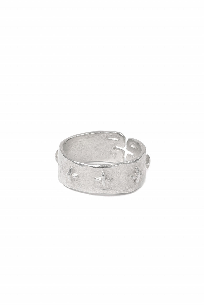 画像をギャラリービューアに読み込む, m.a+ silver stitched multiple cross ring / AG518/AG (SILVER)