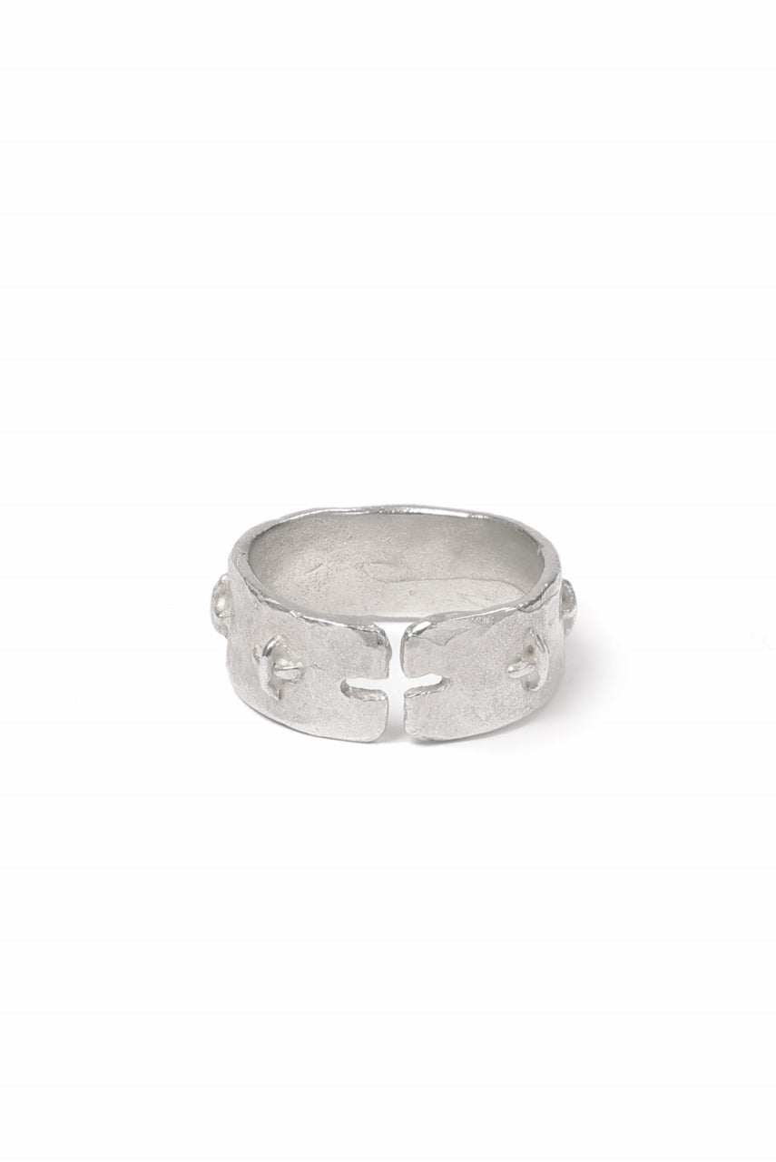 画像をギャラリービューアに読み込む, m.a+ silver stitched multiple cross ring / AG518/AG (SILVER)