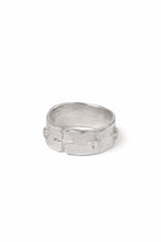 画像をギャラリービューアに読み込む, m.a+ silver stitched multiple cross ring / AG518/AG (SILVER)