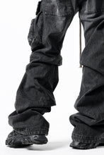 画像をギャラリービューアに読み込む, A.F ARTEFACT CARGO TUCK BAGGY PANTS / FADED DENIM (BLACK)