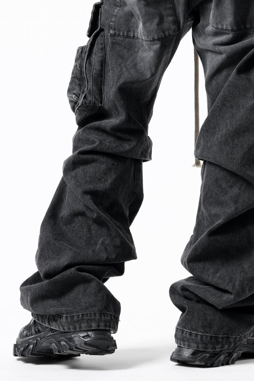 画像をギャラリービューアに読み込む, A.F ARTEFACT CARGO TUCK BAGGY PANTS / FADED DENIM (BLACK)