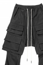 画像をギャラリービューアに読み込む, A.F ARTEFACT LAYERED BOOTS CUT PANTS / SYNTHETIC SUEDE LEATHER (BLACK)