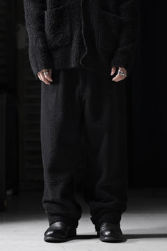 画像をギャラリービューアに読み込む, th products KAPOOR / Wide Tapered Pants / travel wool premiere (black)