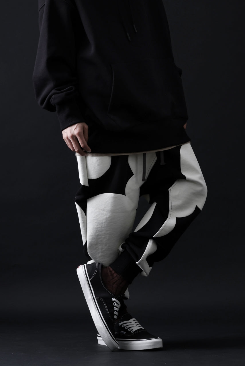 画像をギャラリービューアに読み込む, A.F ARTEFACT POLKA PATTERN SWEAT SAROUEL PANTS (BLACK)